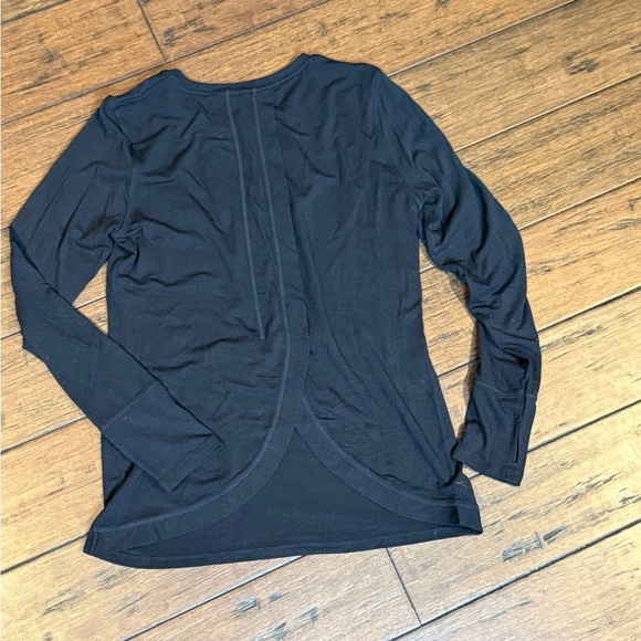 Diadora open back Long Sleeve Shirt size medium - Picture 2 of 4